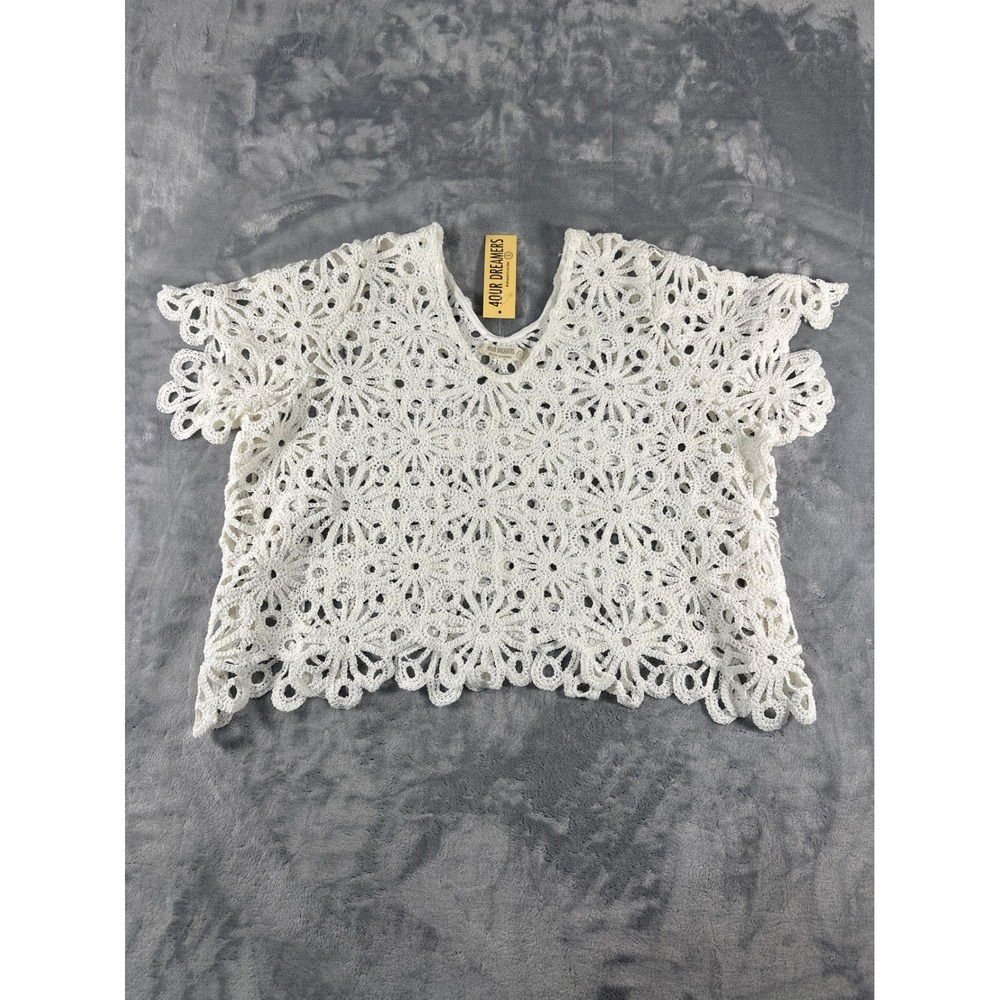 4OUR DREAMERS White Crochet Lace Floral Medallion V-Neck Top Small NWT